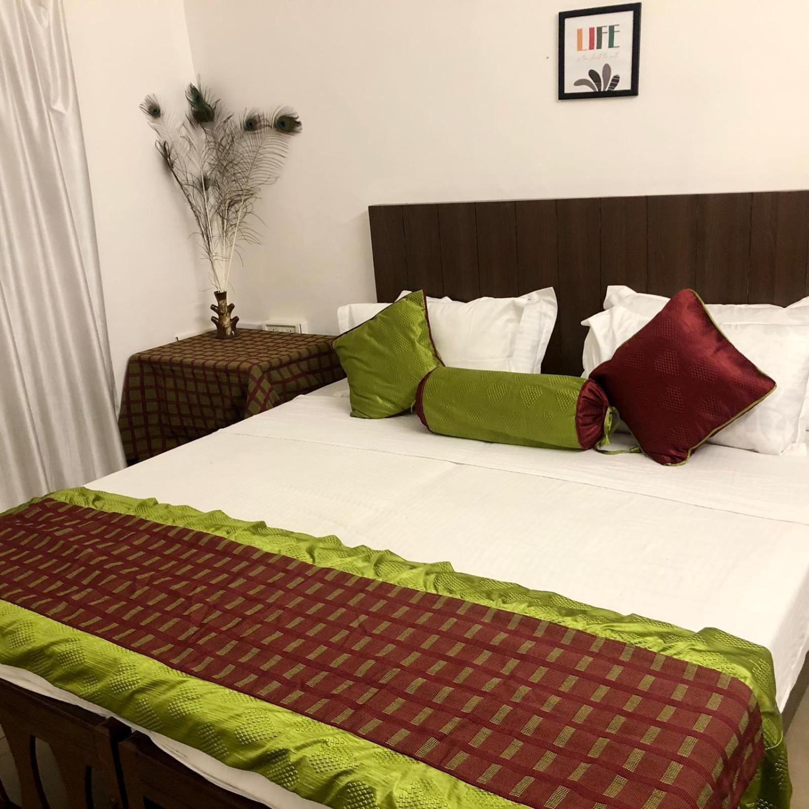 Mother Tree Inn Kochi Dış mekan fotoğraf