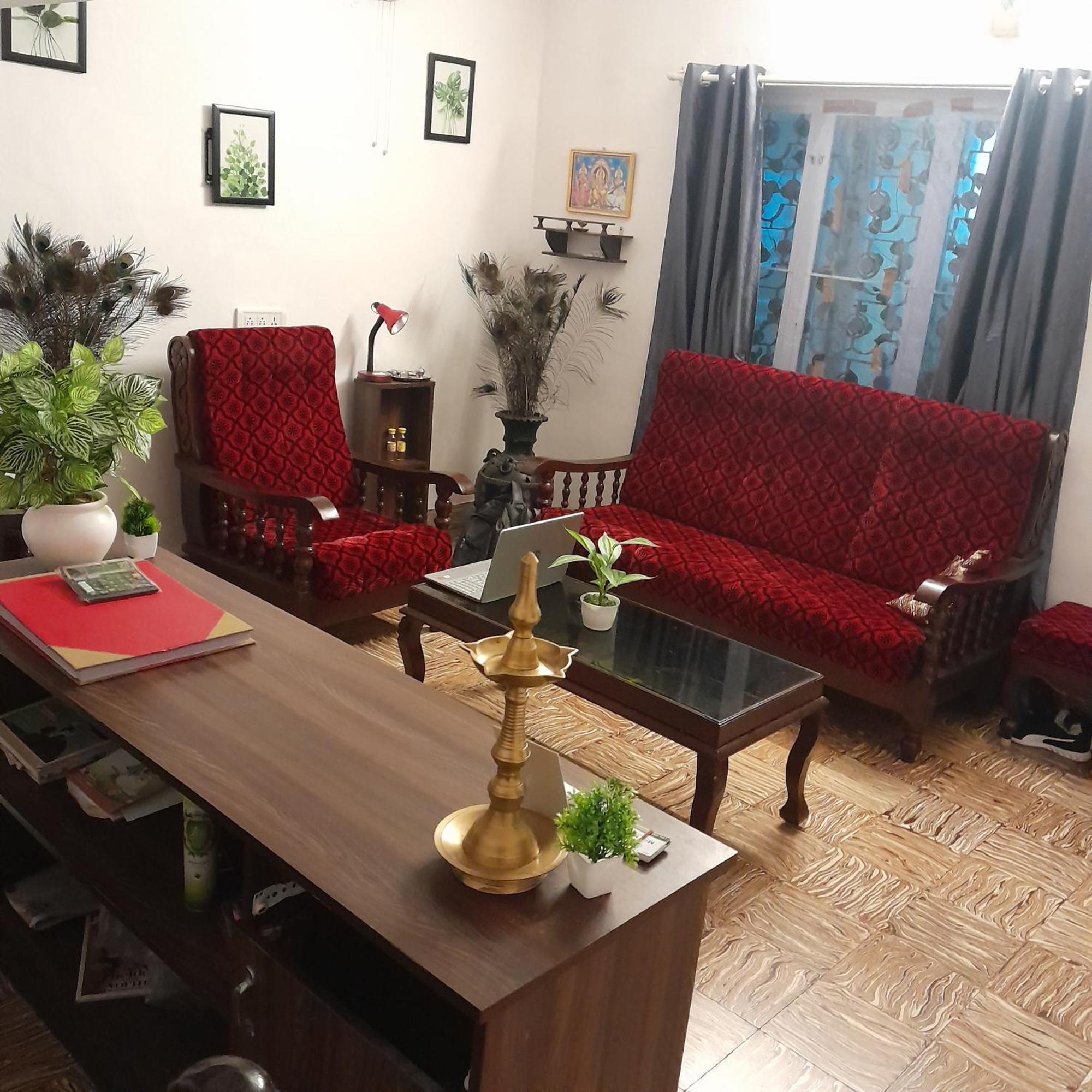 Mother Tree Inn Kochi Dış mekan fotoğraf